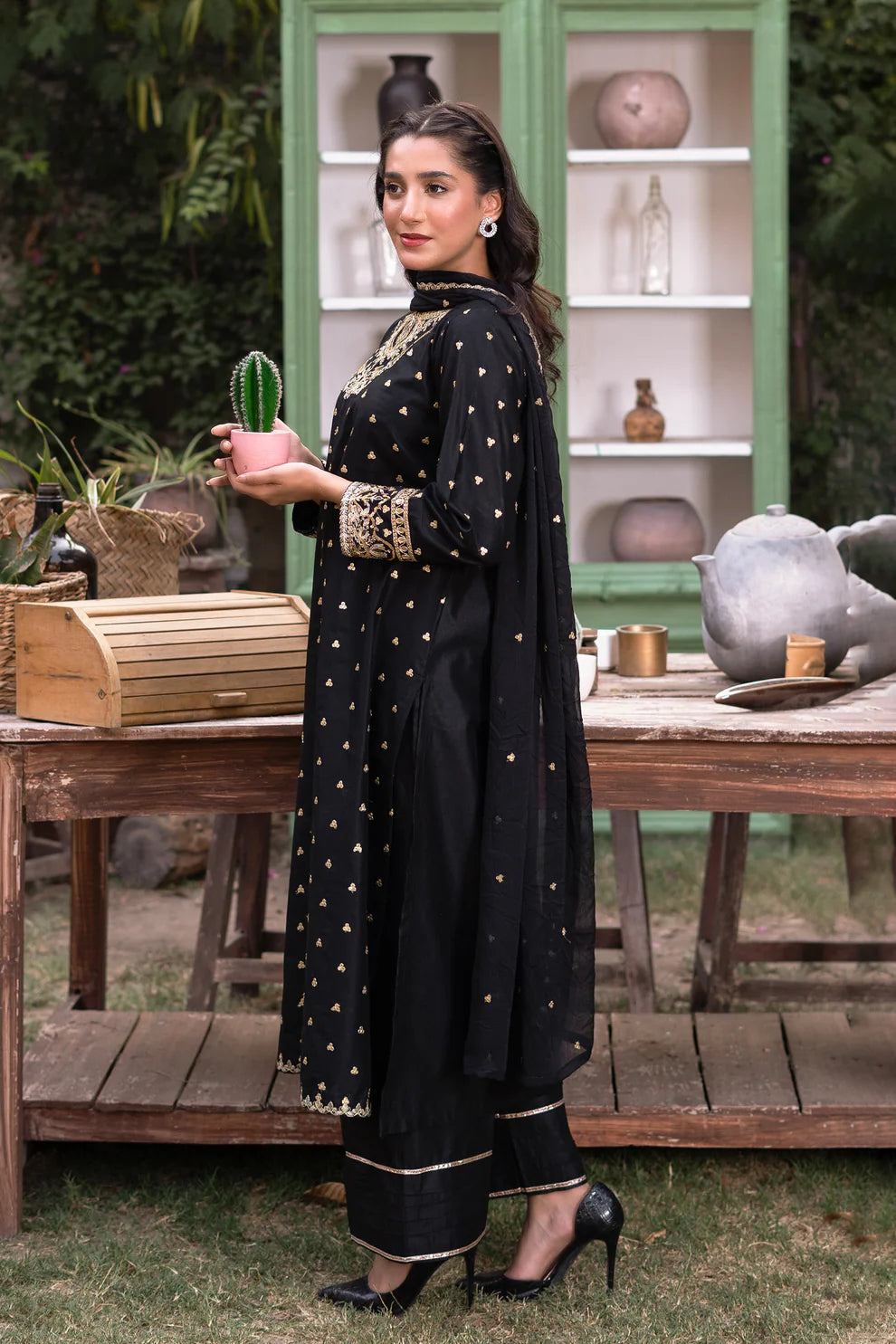 Baharaneh (Black) (3 PC)