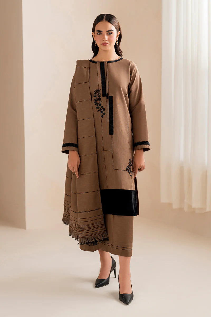 EMBROIDERED KHADDAR 01