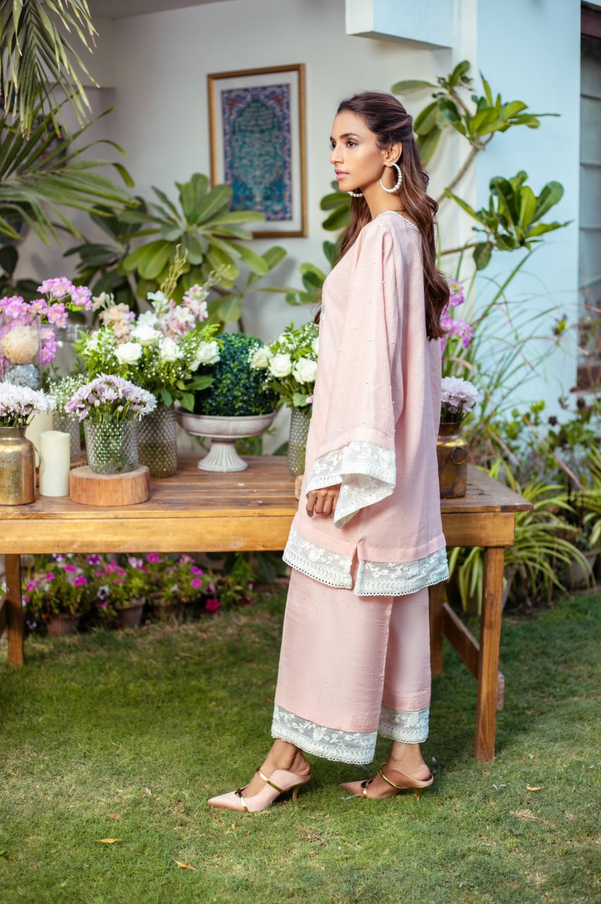 Pink cotton net firdous tunic with embroidery paired with matching izaar – AS566