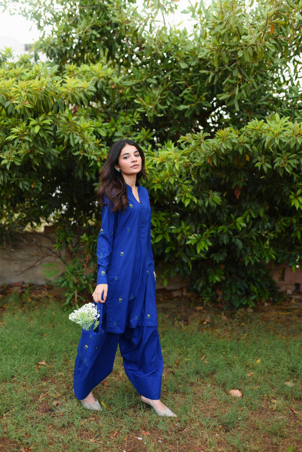 ( ROYAL BLUE )