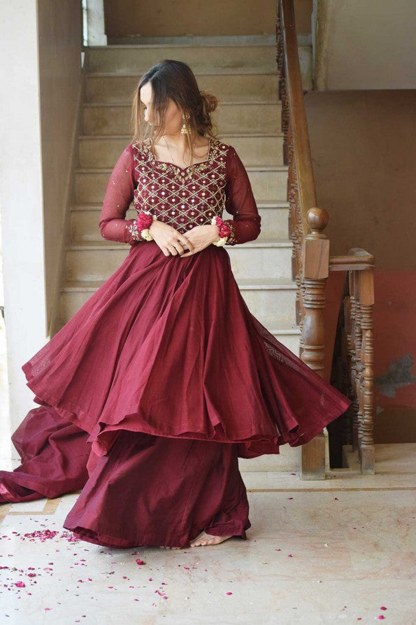 MAROON JORA