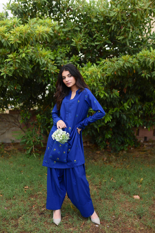 ( ROYAL BLUE )