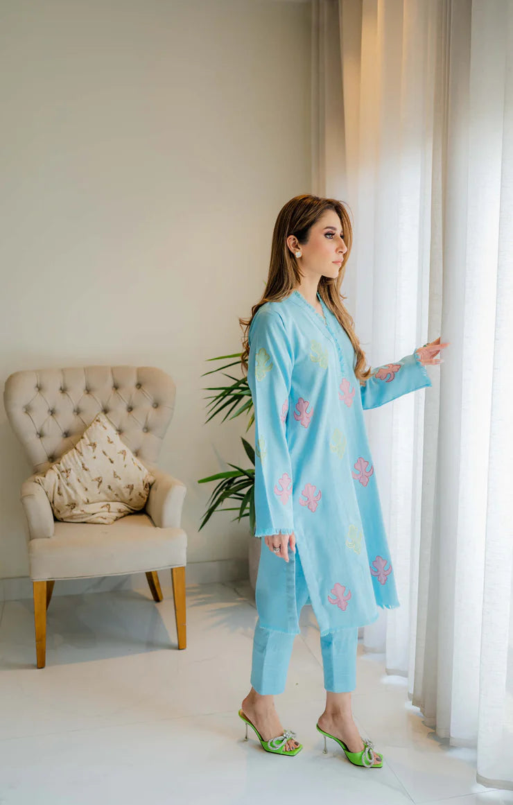 Iceblue karandi