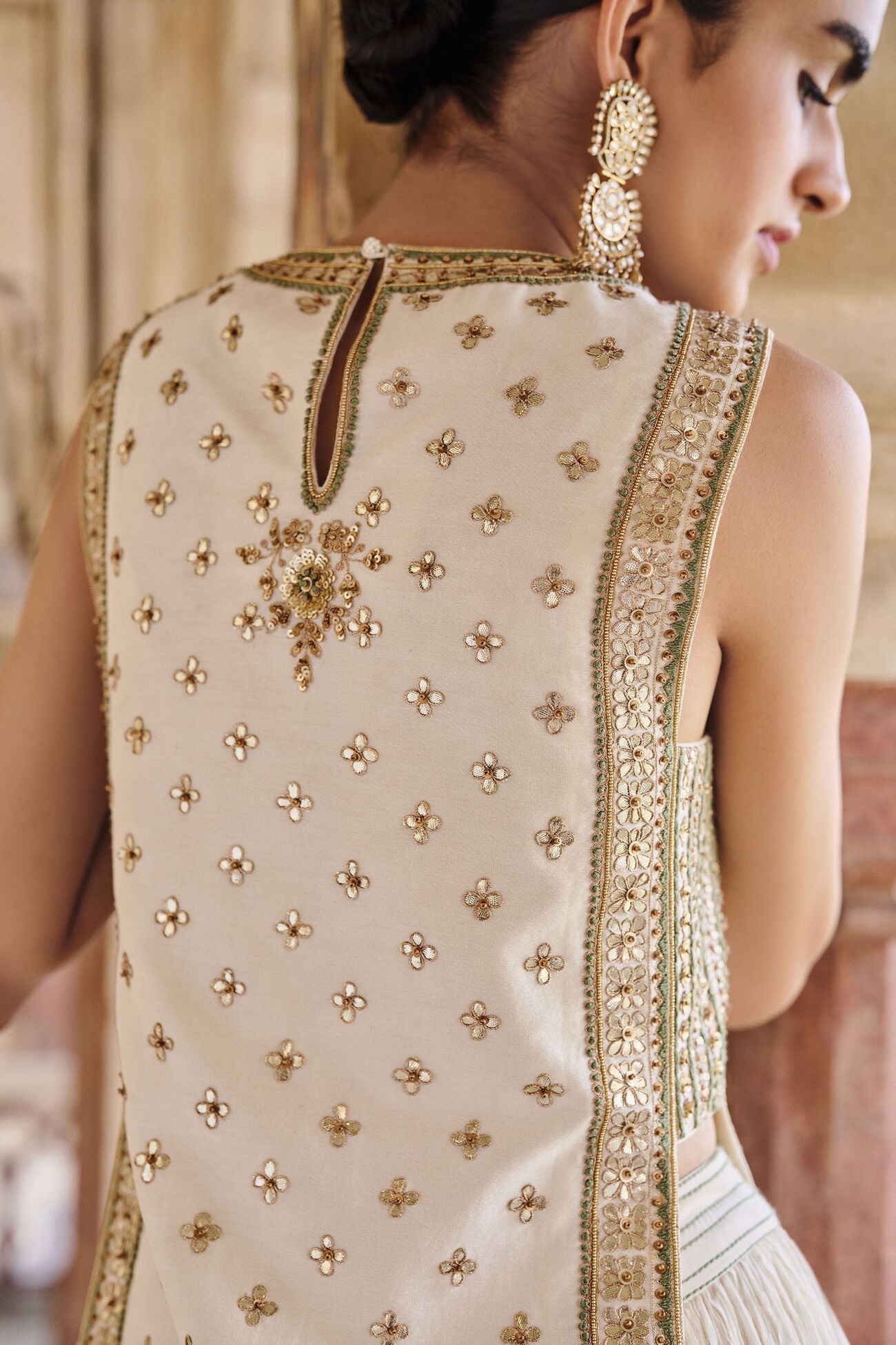 Mirai Gota Patti Mul Lehenga Set