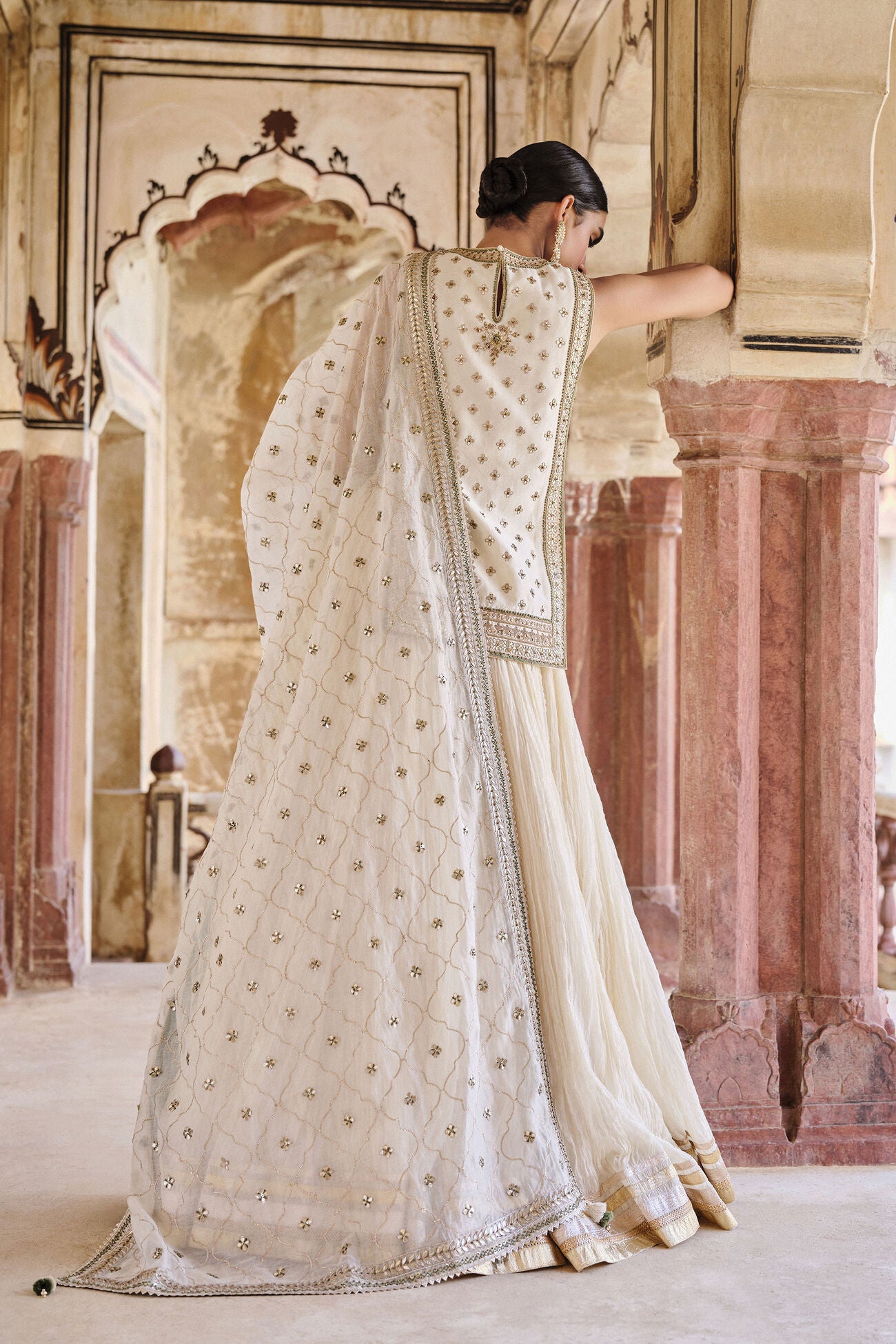 Mirai Gota Patti Mul Lehenga Set