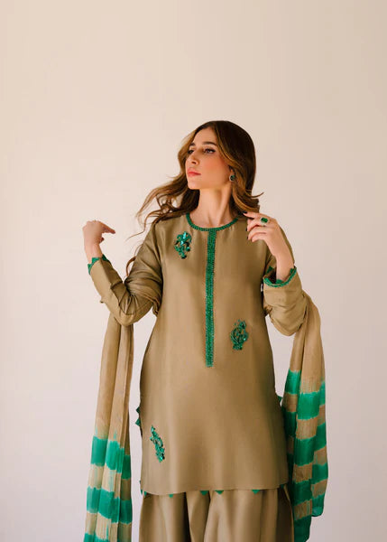 Vanya Beige and Green :AS105
