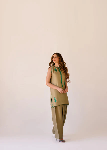 Vanya Beige and Green :AS105