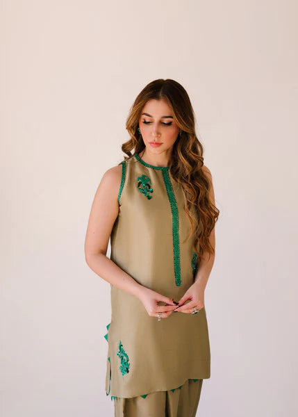 Vanya Beige and Green :AS105
