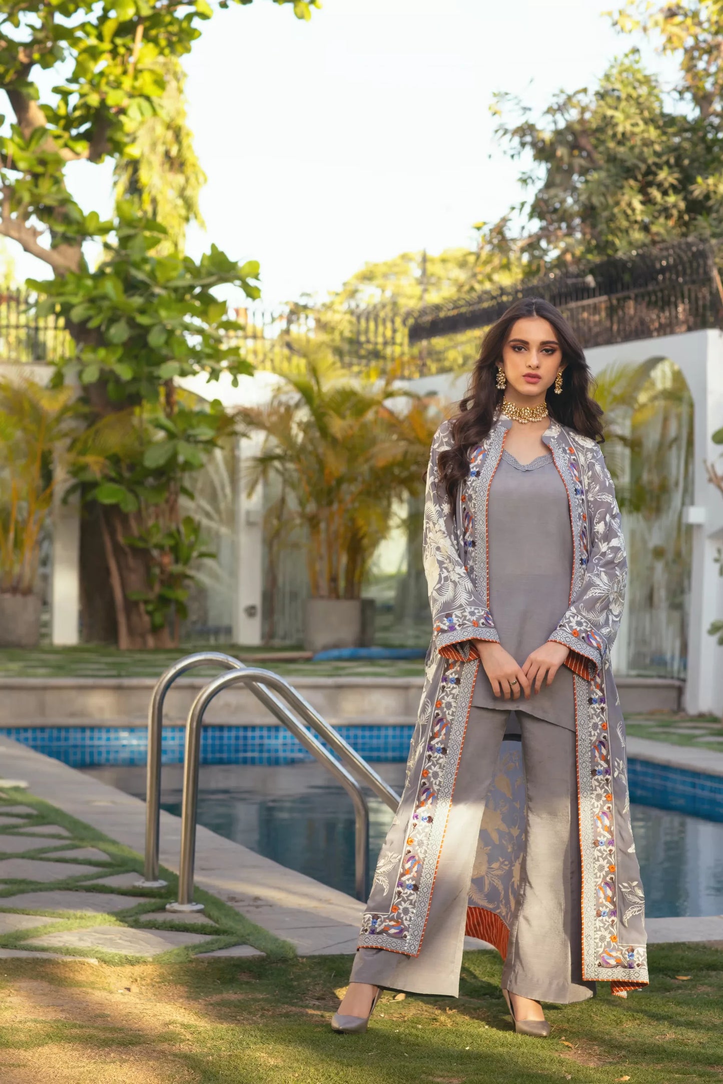 Grey & Off-white Embroidered Long Coat with Matching Shell & Flared Pants – AS8764