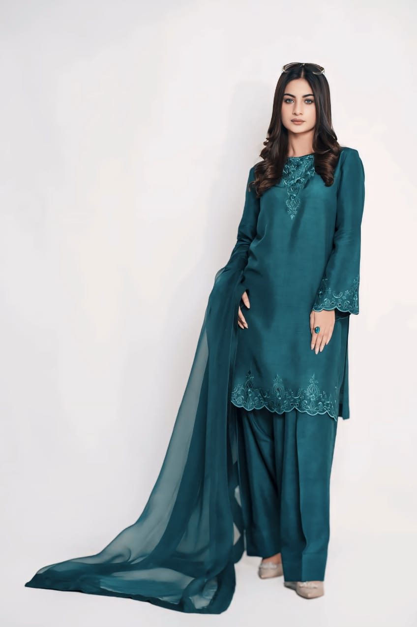 Peacock Blue Elegance