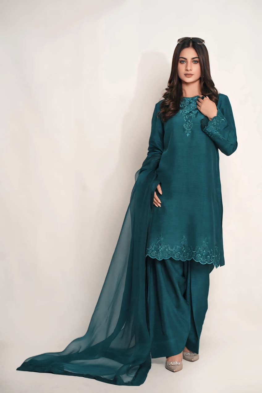 Peacock Blue Elegance