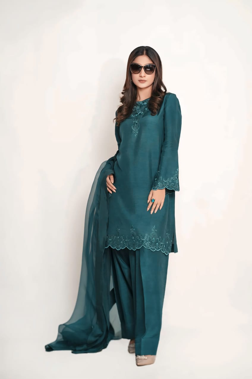 Peacock Blue Elegance